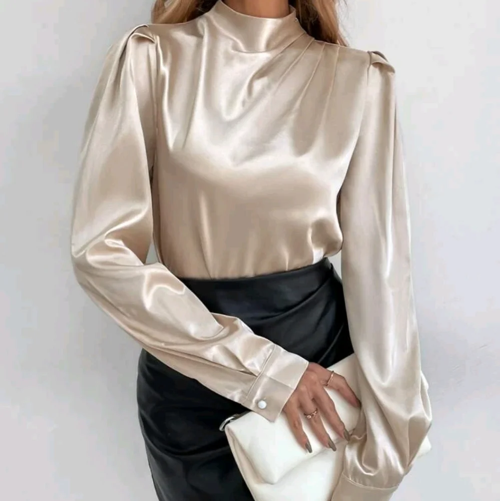 Asymmetrical Blouse - Picture 6 of 6